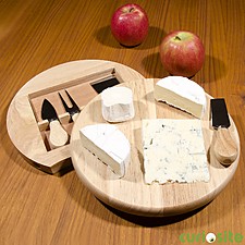 Tagliere formaggi con accessori