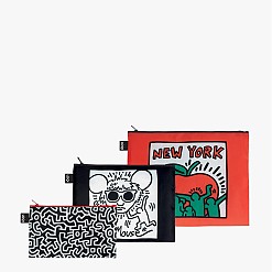 Set di tre pochette in tessuto raffiguranti opere di Keith Haring