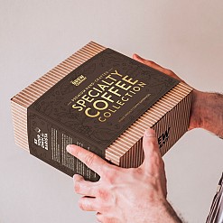 Confezione regalo con sette specialità di caffè in grani