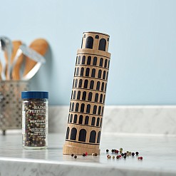 Macinapepe a forma di Torre di Pisa