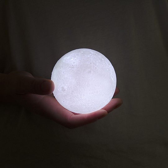 La lampada lunare in formato mini