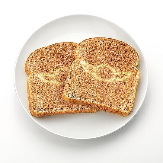 La silhouette di Grogu è stampata sul pane tostato.