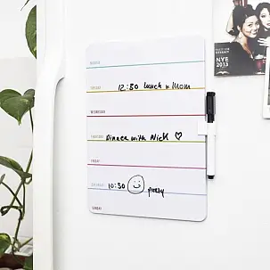 Lavagna magnetica con i giorni della settimana