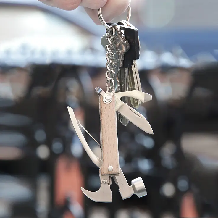 Un portachiavi multiutensile dal design accattivante