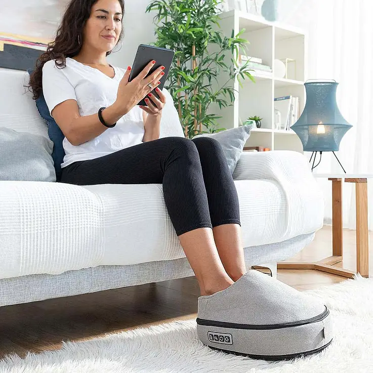 Il massaggiatore shiatsu termale è ideale per i piedi.