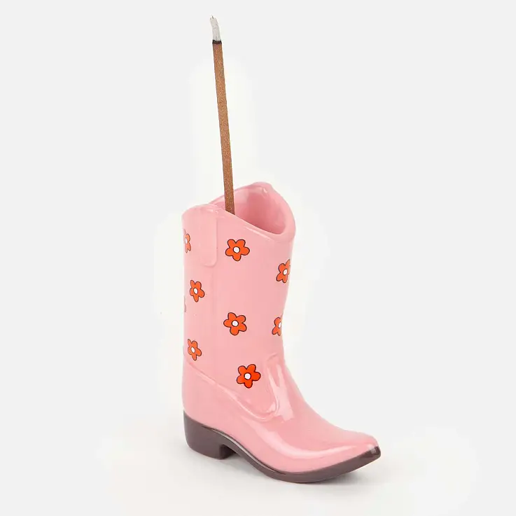 Misura 8 x 9,5 x 3 cm.