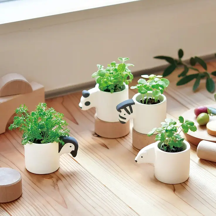 Mini vaso Monokuro con kit di coltivazione a forma di animaletto