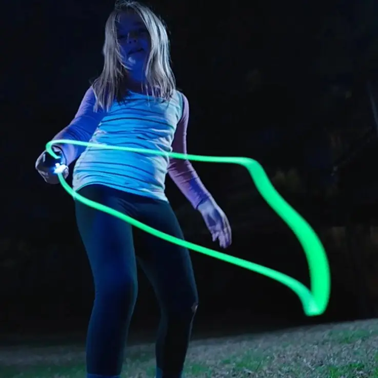 Ricaricabile con cavo USB-C (incluso)