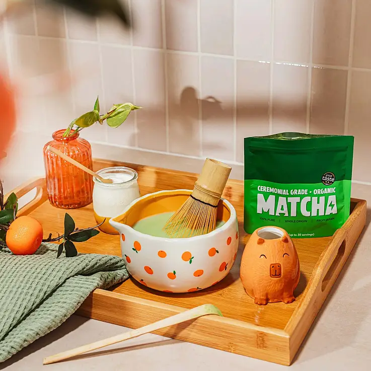 Realizzato in ceramica e bambù